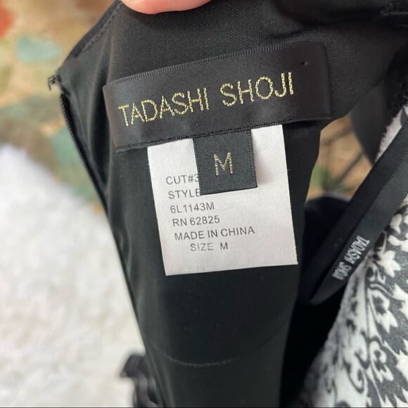 Tadashi Shoji Portrait Pintuck Jersey Lace Fit & Flare Dress - Picture 9 of 10